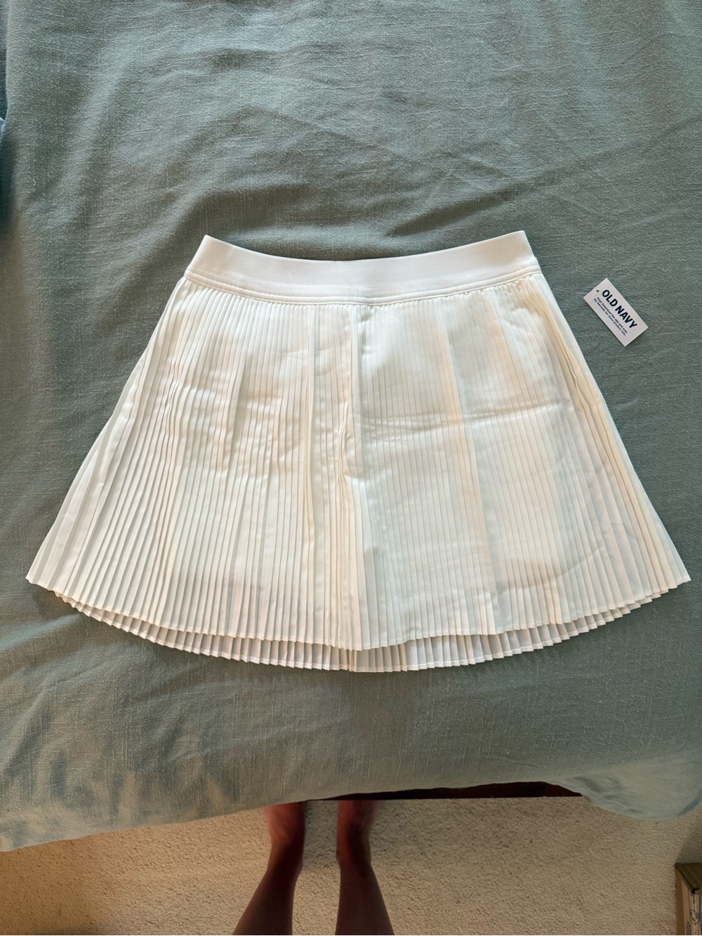 Old Navy White Pleated Skater Skirt